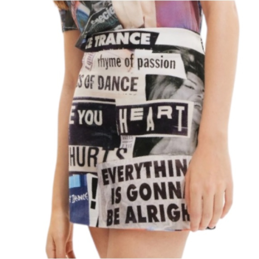 Desigual Slim Newspaper Mini Skirt - Picture 16 of 16